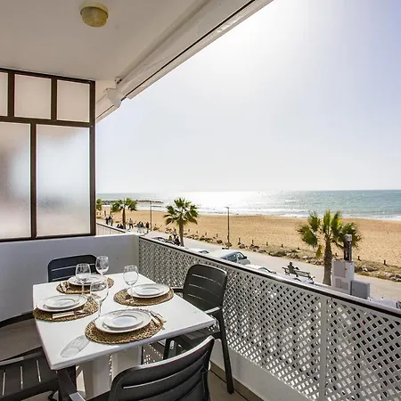 Apartment Miral 3 - Sea Front By Hd
