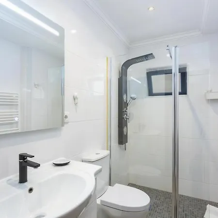 Miral 3 - Sea Front By Hd Apartment *