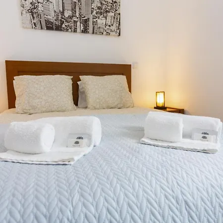 Apartment Miral 3 - Sea Front By Hd *