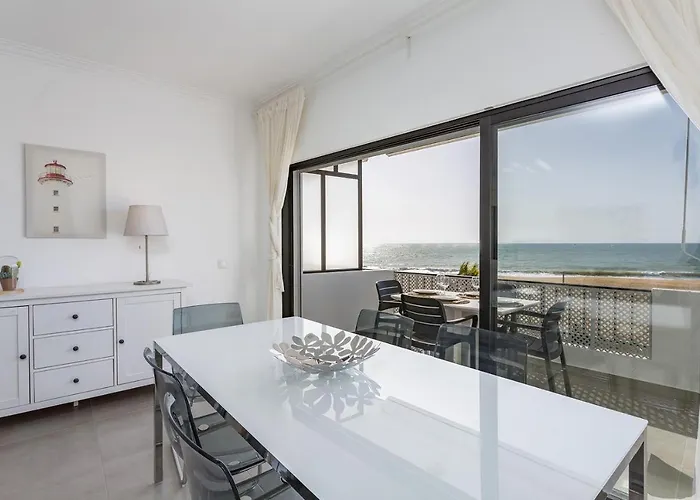 Miral 3 - Sea Front By Hd Apartment Quarteira